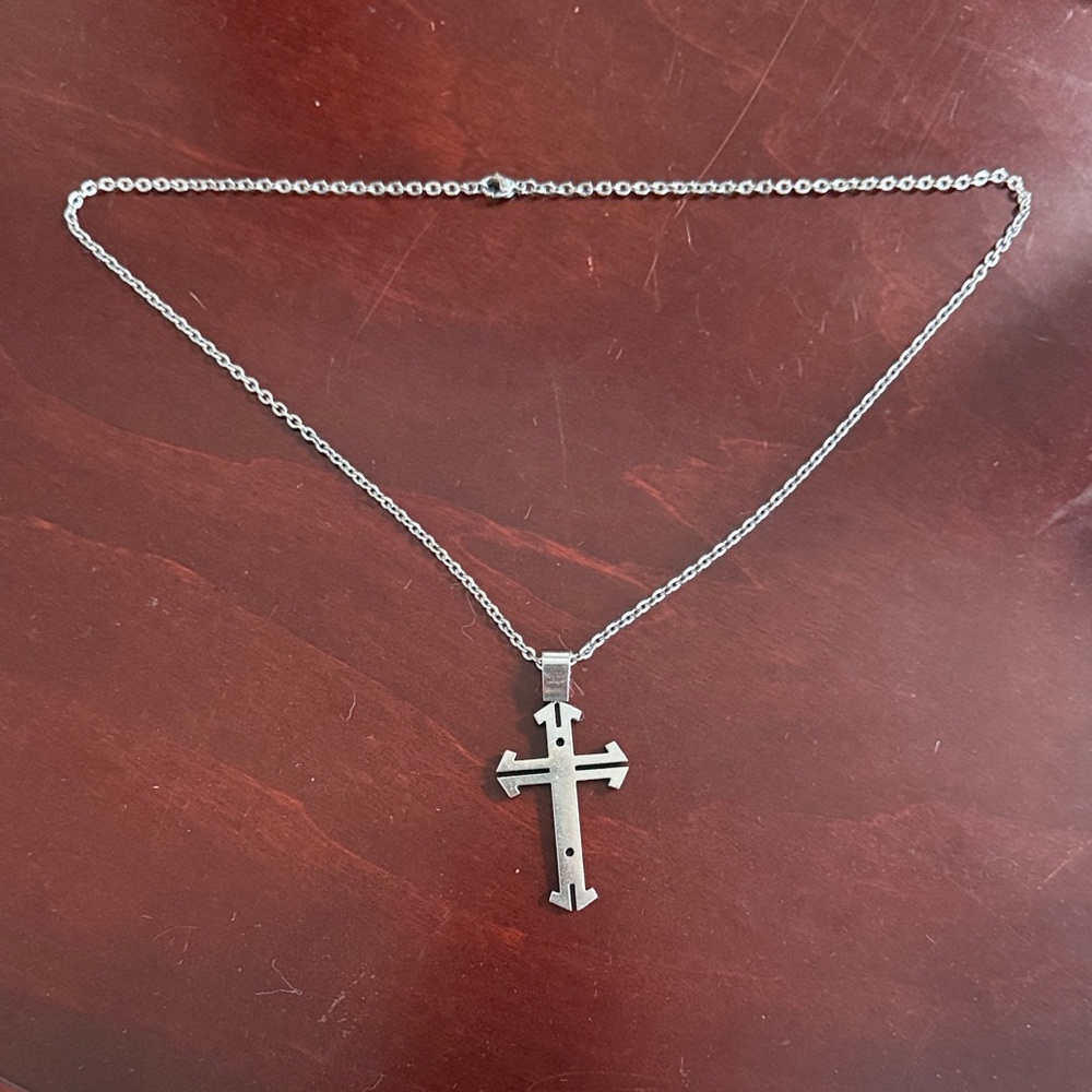 Stylish Stainless Steel Silver Cross With Chain Necklace